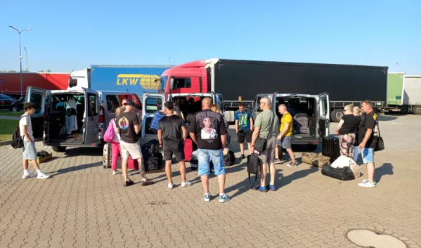 Niezapomniana wakacyjna podróż z naszymi busami do Holandii